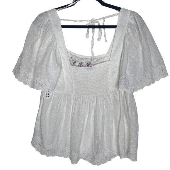 $34.99 NWT Old Navy Baby Doll Top Womens M White Swiss Dot Smocked Floral Embroi - Picture 5 of 6